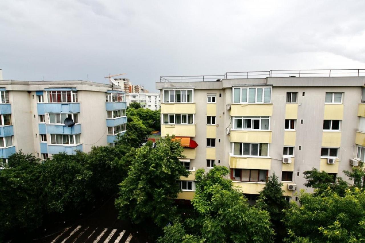 Apartments In The Aviatiei Area On Бухарест Екстер'єр фото